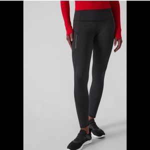 NWT-Athleta Black Rainier Tight